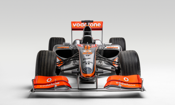 2009 McLaren MP4-24 - Image 3