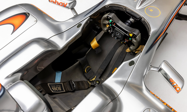 2009 McLaren MP4-24 - Image 10