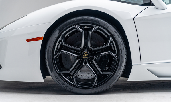 2011 Lamborghini Aventador LP 700-4 - Image 7
