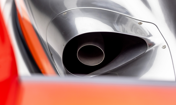 2009 McLaren MP4-24 - Image 13