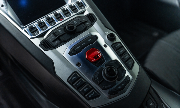 2011 Lamborghini Aventador LP 700-4 - Image 9