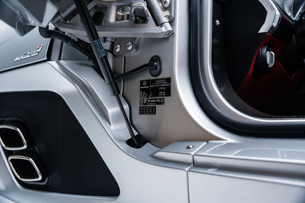 2009 Mercedes-Benz SLR McLaren Stirling Moss - Image 16