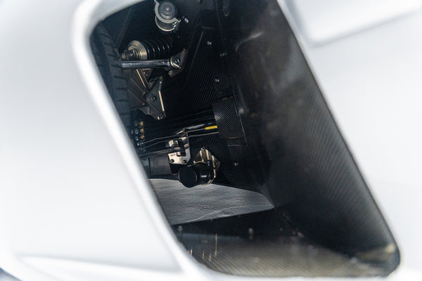 2002 Mercedes-Benz CLK-GTR Roadster - Image 9